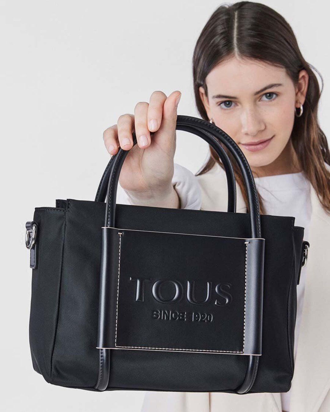 TOUS ❤
#newcollection 

(CODE: U665D5769001)
__________________________
Αγορές σε Επώνυμα brands
ONLINE στο kalista.gr 🛍
ΔΩΡΕΑΝ ΜΕΤΑΦΟΡΙΚΑ ΓΙΑ ΑΓΟΡΕΣ ΑΝΩ ΤΩΝ 50€ 📦
Για παραγγελίες ή πληροφορίες:
☎️ Κάλεσε: 210 4971 113