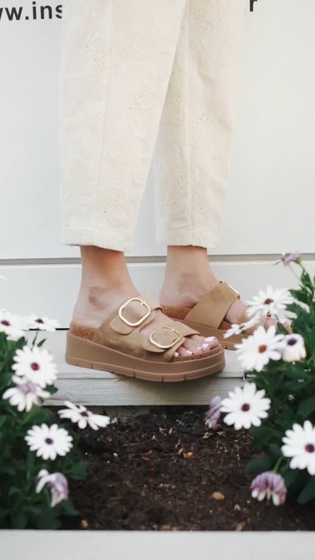 Stepping up...litteraly 🔥
#summerstyle #womensfashion #instadaily #kalista #flatforms #LevelUp